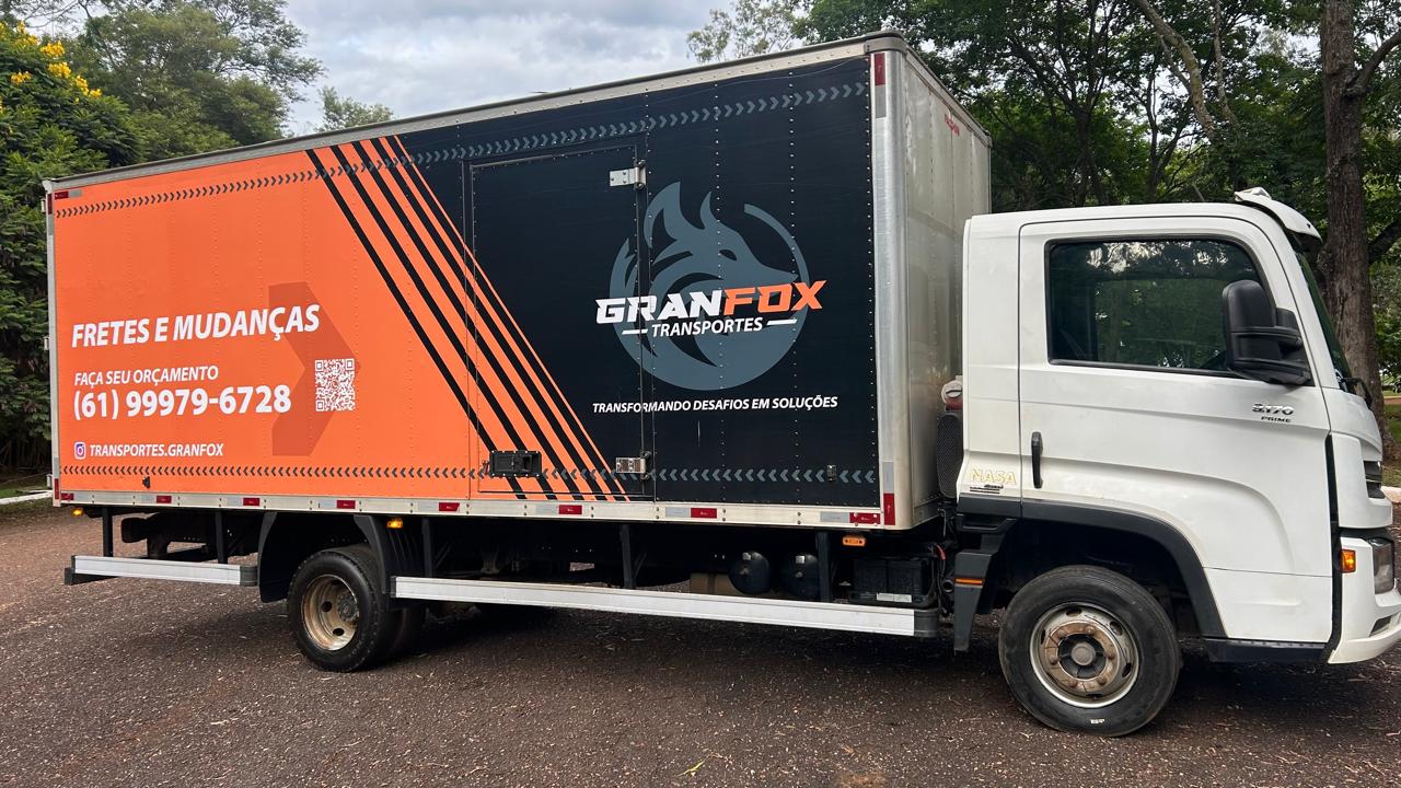 Caminhão GranFox pronto para operação